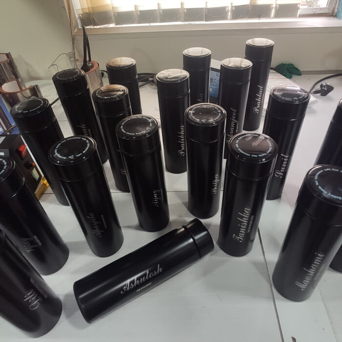 Custom Black Stainless Steel Thermal Bottle – Hot & Cold | Engraved Design - Image 2
